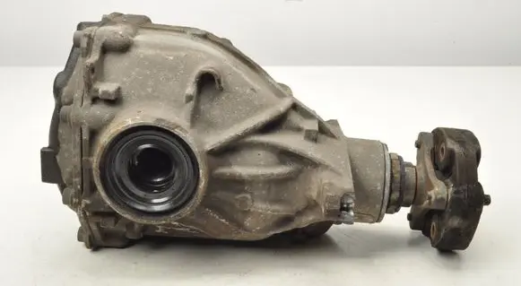 BMW 7 F01 F02 F03 F04 Rear differential 7630820