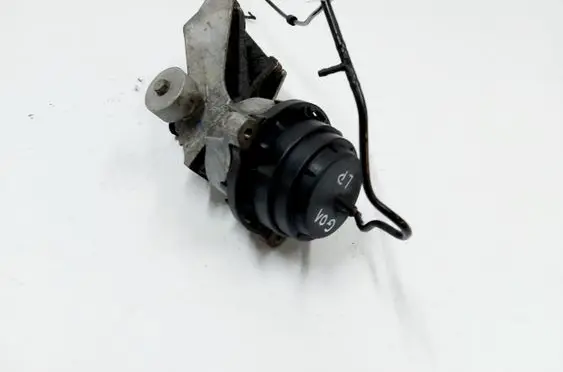BMW X3 G01 Engine mount vacuum valve 2680070