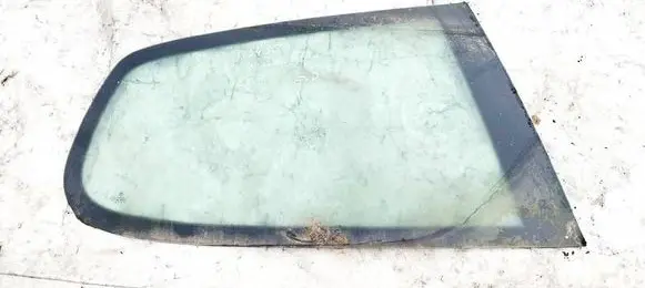Volkswagen Golf V Rear side window AS2