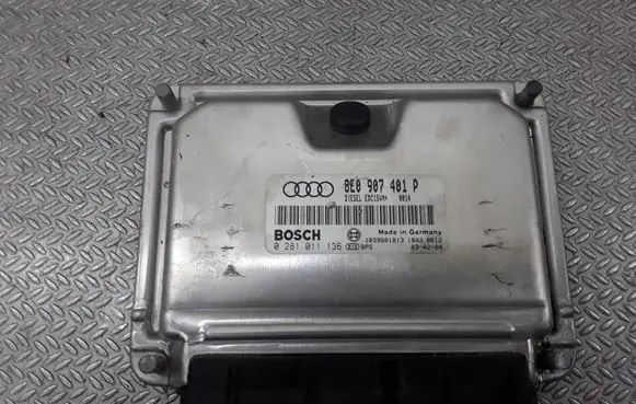 Audi A4 S4 B6 8E 8H Engine control unit/module 8E0907401P 0281011136