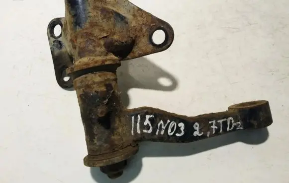 Nissan Terrano Steering wheel axle