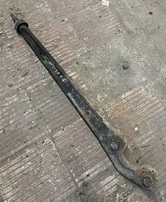 Mitsubishi Pajero Rear control arm