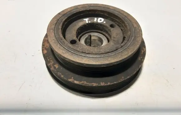 Toyota Corolla Verso E121 Crankshaft pulley