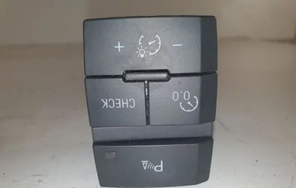 Audi Q7 4L Parking (PDC) sensor switch 4L2927123A