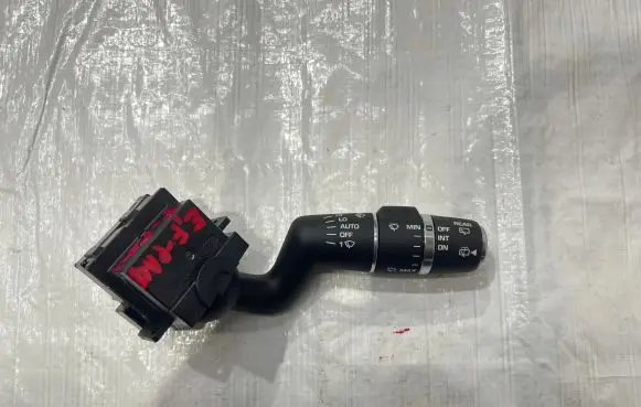 Jaguar E-Pace Wiper control stalk