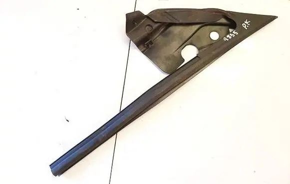 Tesla Model Y Rubber seal front coupe door 150006600b 1500066-00-b