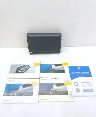 Opel Signum Owners service history hand book 