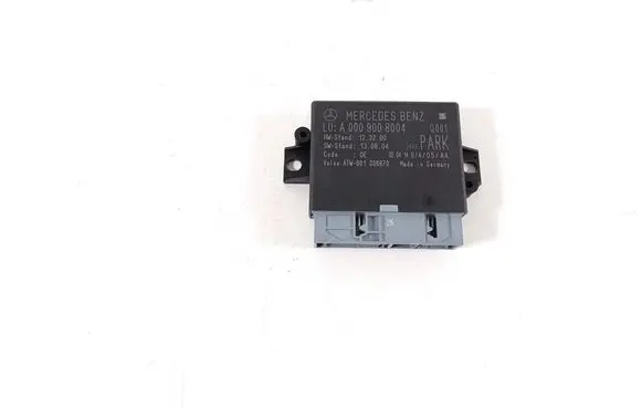 Mercedes-Benz E W212 Parking PDC control unit/module A0009008004