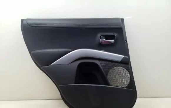 Mitsubishi Outlander Rear door card panel trim 7222A607XA