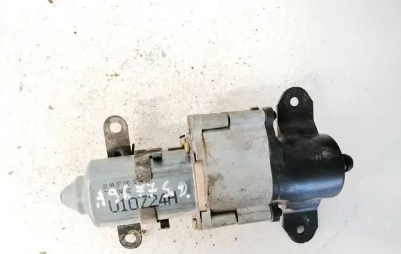 Chrysler Grand Voyager IV Rear door window regulator motor 7746804602
