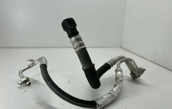 Jeep Compass Air conditioning (A/C) pipe/hose 68302518AA P68302518AA