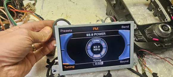 Audi A6 S6 C6 4F Screen/display/small screen 8R0919604A 4F0919604 MMI3G