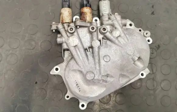 Renault Megane IV Camshaft vanos timing valve 