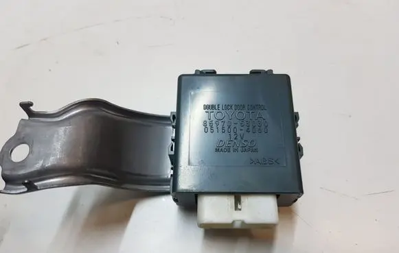 Lexus IS 200-300 Door control unit/module 8597053030 0515004060