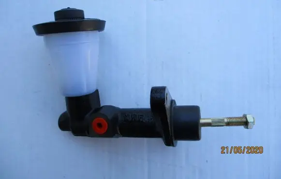 Toyota Hilux (N80, N90, N100, N110) Master brake cylinder JB1508 71694