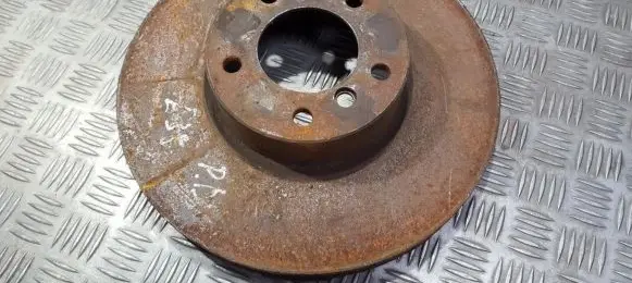 BMW 5 E39 Front brake disc 6767059