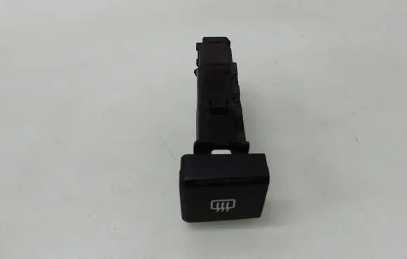 KIA Carens I Windscreen/window heater switch 