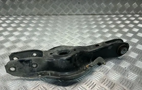 BMW 4 F36 Gran coupe Rear upper control arm/wishbone 6867540