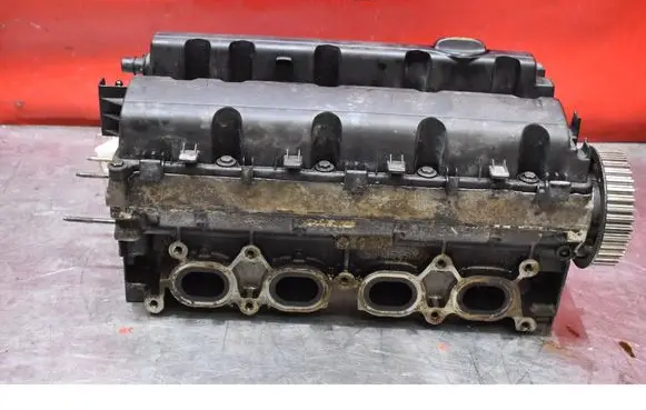 Citroen C5 Engine head 9650352580