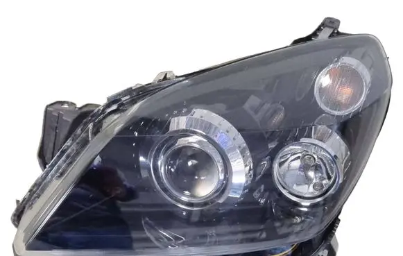 Opel Astra H Headlight/headlamp 160203