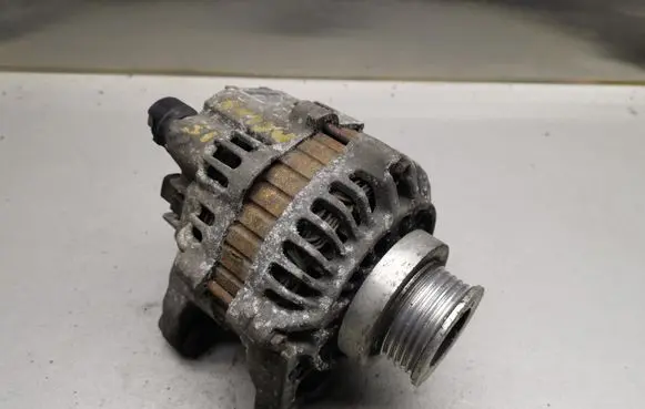 Renault Megane II Generator/alternator 8200120286