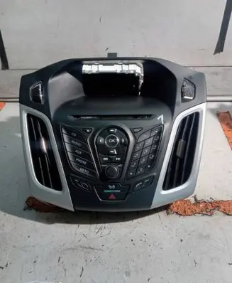Ford Focus Radio/CD/DVD/GPS head unit BM5T18C815HM