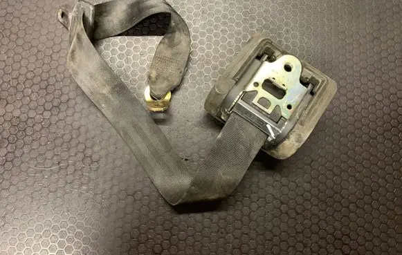 Audi A4 S4 B7 8E 8H Rear seatbelt 602879000 000090H