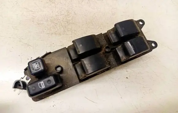 Toyota Avensis T250 Electric window control switch 54356022A