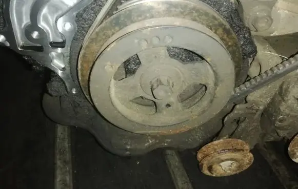 Nissan Almera N16 Crankshaft pulley