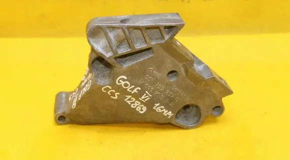 Volkswagen Golf VI Engine mounting bracket 06F199207Q