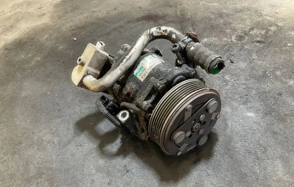 Opel Combo D Air conditioning (A/C) compressor (pump) 51893889 01141903362 R134A