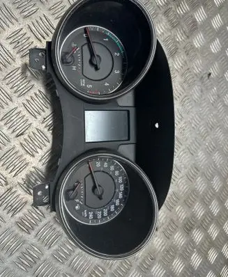 Jeep Grand Cherokee Speedometer (instrument cluster) 56046664AC 00339351 GR0039001