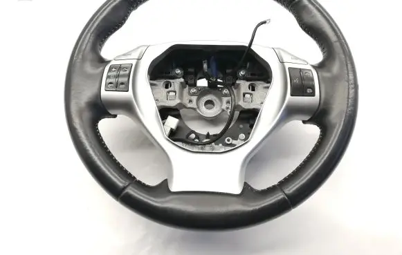 Lexus CT 200H Steering wheel