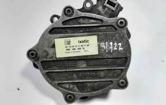 Audi A6 S6 C6 4F Vacuum pump 06E145100M