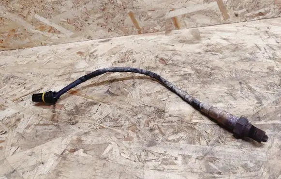 Mercedes-Benz S W220 Lambda probe sensor 0015403817 0258006125