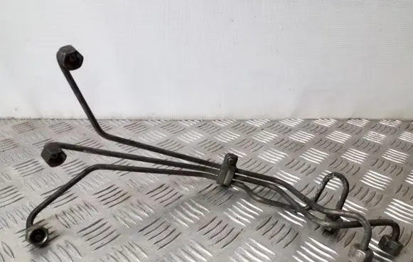 Audi A4 S4 B5 8D Fuel injector supply line/pipe 