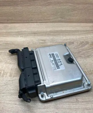 Audi A4 S4 B6 8E 8H Engine control unit/module ECU 8E0907401 0281010492 WithPlug
