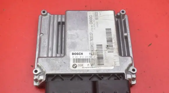 BMW X3 E83 Engine control unit/module ECU 0281014239