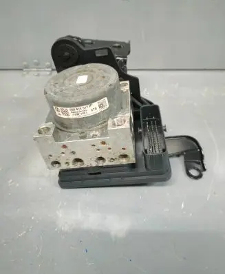 Volkswagen Golf VII ABS Pump 5Q0614517P 5Q0907379Q 5Q1614235