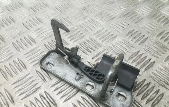 Volkswagen Golf V Engine bonnet/hood lock/latch loop/hook 1K0823480
