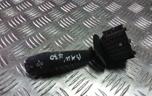 BMW 7 E38 Indicator stalk 8352172 01100410