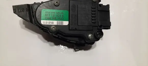 Audi A4 S4 B6 8E 8H Accelerator throttle pedal 8E2721523A