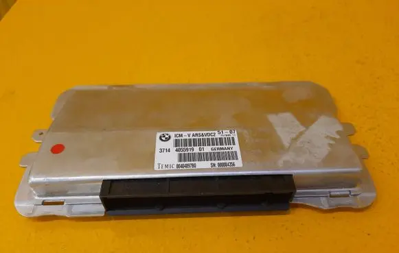 BMW 5 F10 F11 Air suspension control unit module (rear) 4055919 75789011
