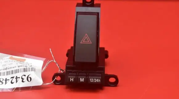 Mazda 3 II Hazard light switch BBP3664H0