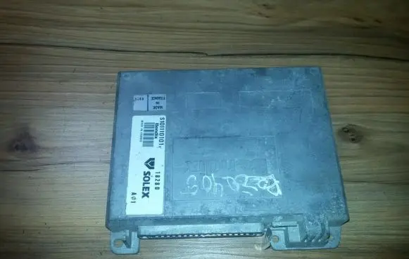 Peugeot 405 Engine control unit/module s101110101b