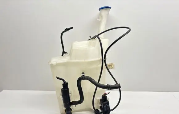 KIA Ceed Windshield washer fluid reservoir/tank 98610A2500 985101W000