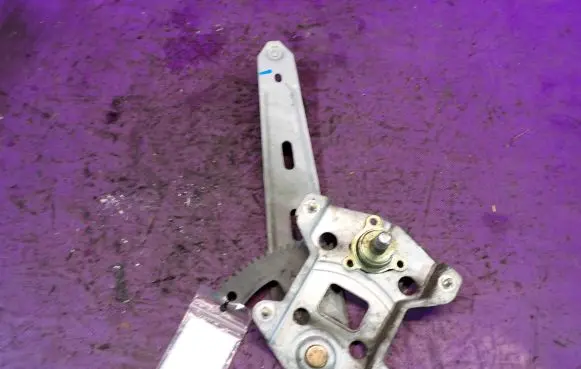 KIA Picanto Rear door window regulator with motor 83402-07000