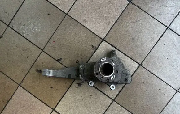 BMW 5 GT F07 Front wheel hub 6775768 31216775767 AIMGSICU