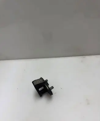 BMW 5 E34 Front door lock loop/hook striker 8105511