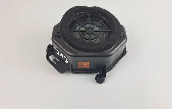 Mercedes-Benz C AMG W204 Parcel shelf speaker A2048202402